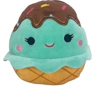 Squishmallows Maya Mint Ice Cream